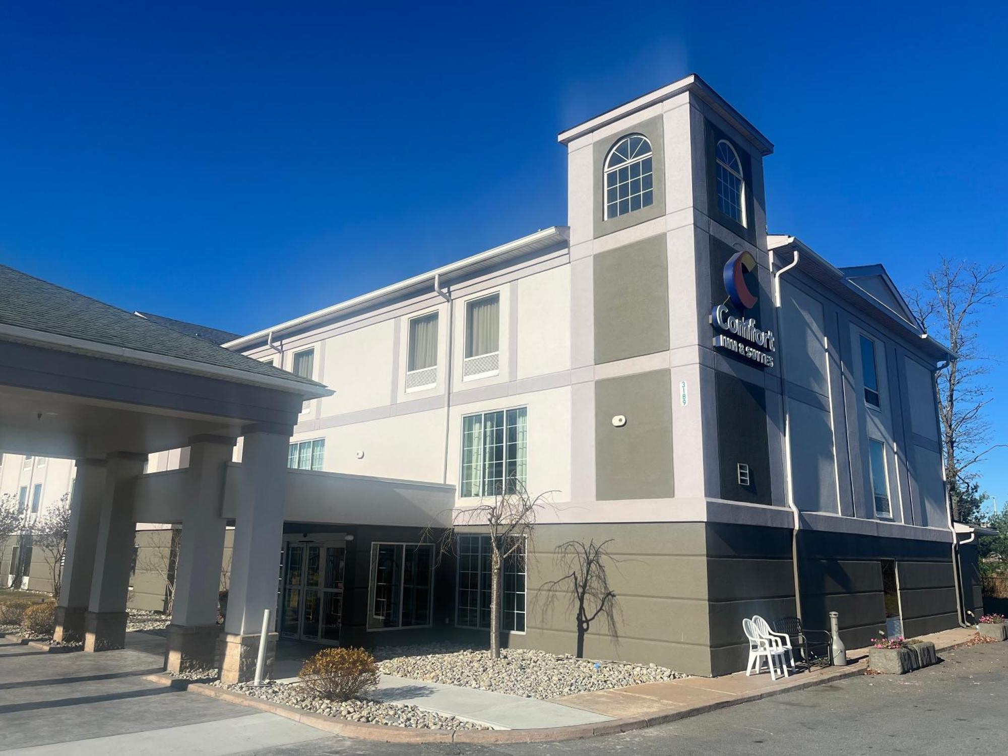 Comfort Inn & Suites Mount Pocono Exteriör bild