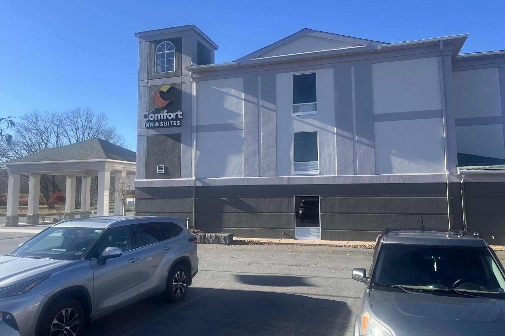 Comfort Inn & Suites Mount Pocono Exteriör bild